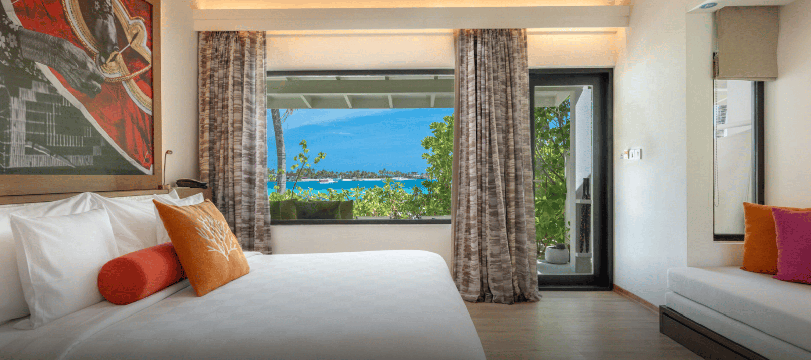 Beach Villas · the long lawn